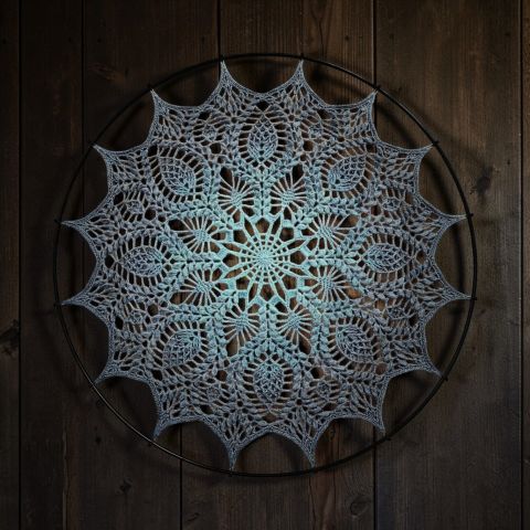 Háčkovaná mandala Alatyr